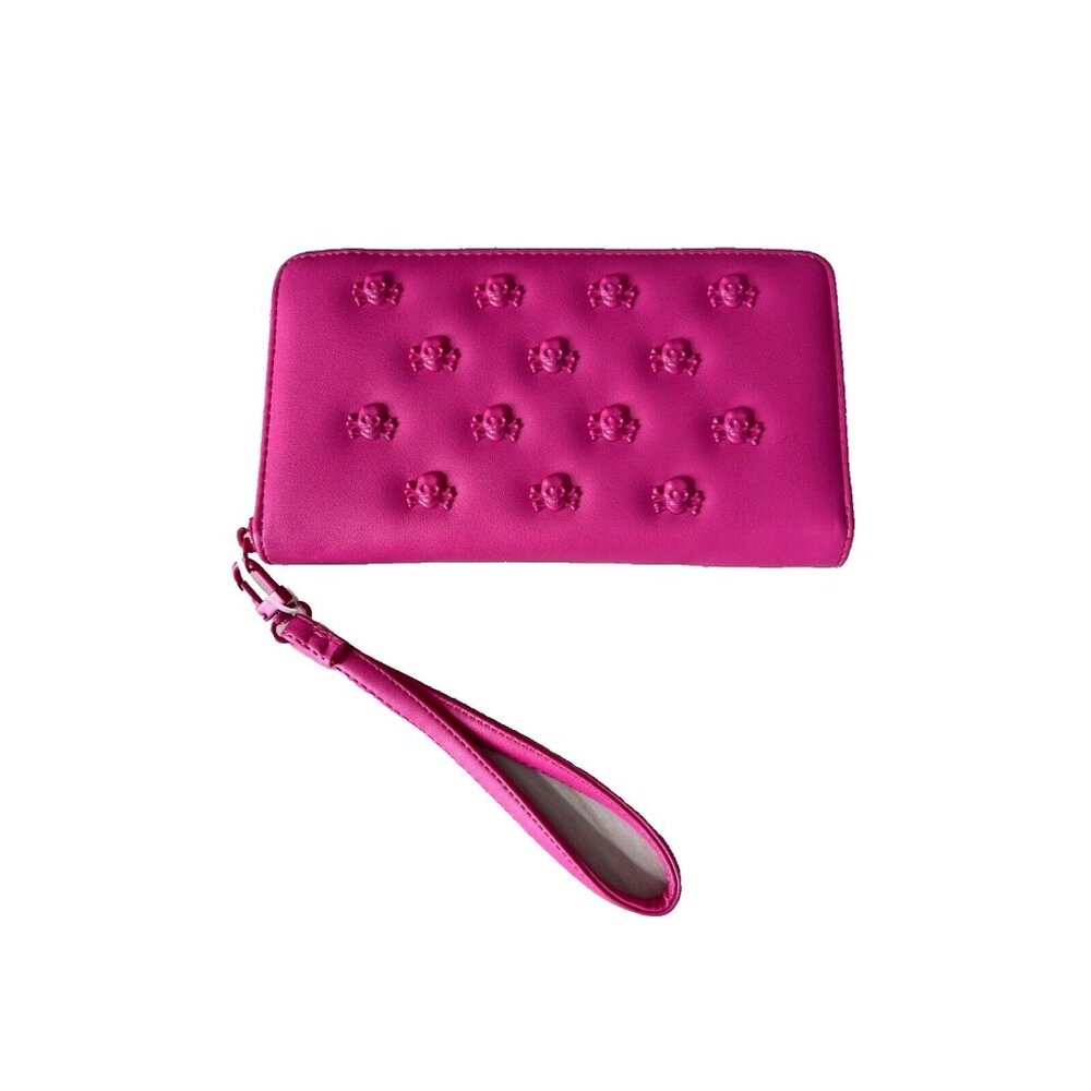 Betsey Johnson Skull Studded Zip Wristlet Wallet Pink